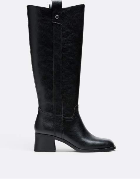 Stradivarius Equestrian block heel boots in black - view 1