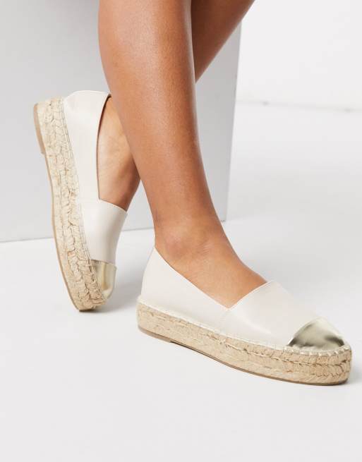 Stradivarius espadrille in cream