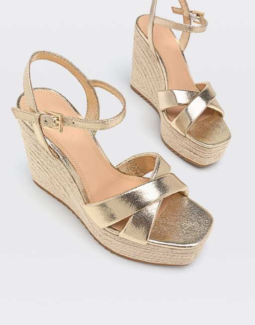 Stradivarius espadrille wedge sandal in gold