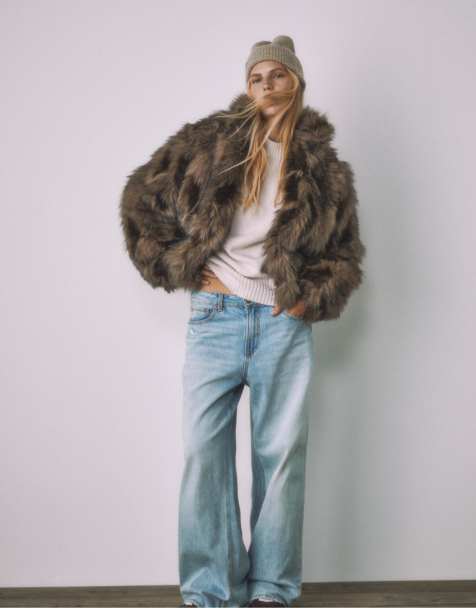 Stradivarius Faux fur bomber jacket in beige - view 1