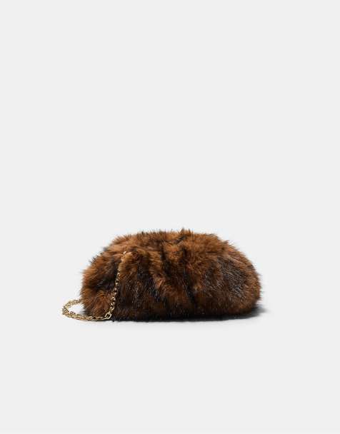 Stradivarius Faux fur bucket bag with chain in brown - view 1