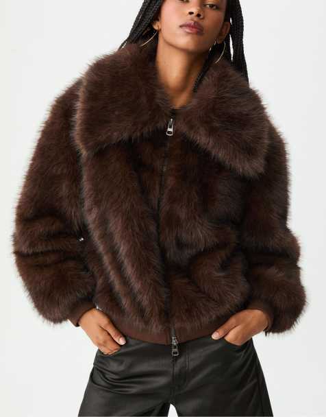 Stradivarius Faux fur jacket in brown - view 1