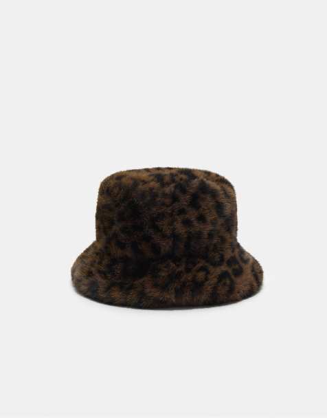 Stradivarius Faux fur leopard print hat in brown - view 1