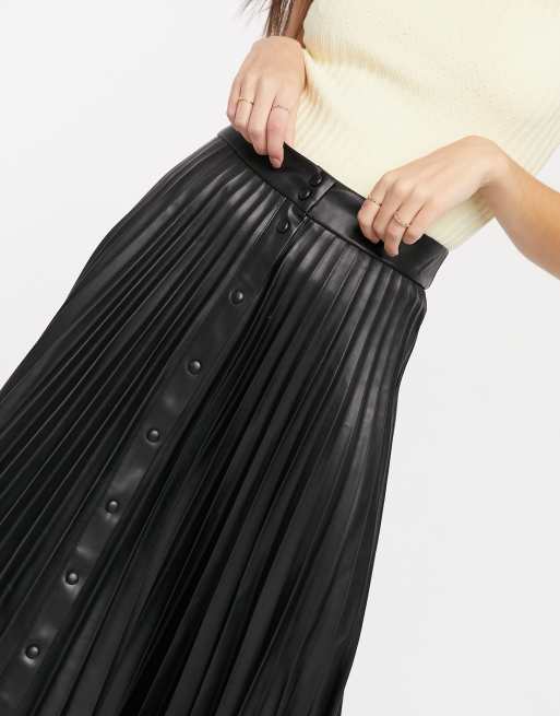 Stradivarius faux leather pleated midi skirt in black