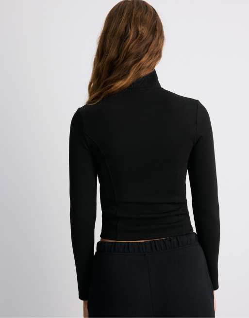 Stradivarius felpa aderente con zip nera, 3 di 7