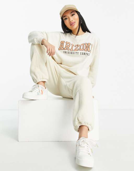 Stradivarius - Felpa oversize écru con scritta 