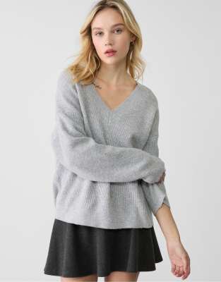 Stradivarius felted v neck sweater in grey melange - view 1