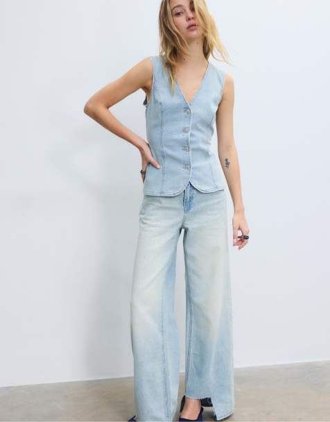 Stradivarius – Figurbetontes Jeansoberteil in Mittelblau - view 1