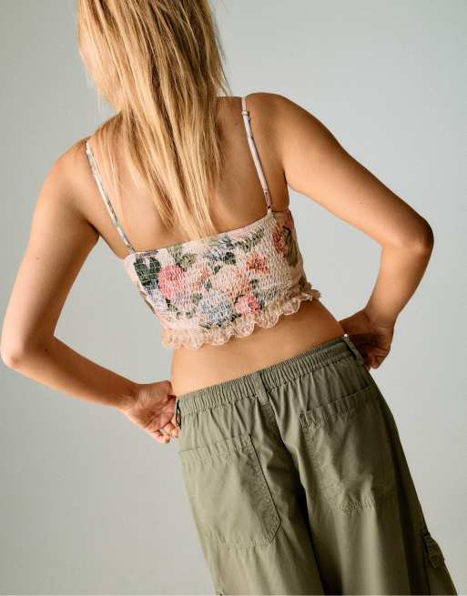 Stradivarius Fitted floral print cropped top in stone, 3 of 7