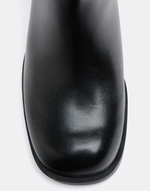 Stradivarius flache Reitstiefel bis zum Knie in Schwarz, 4 von 6