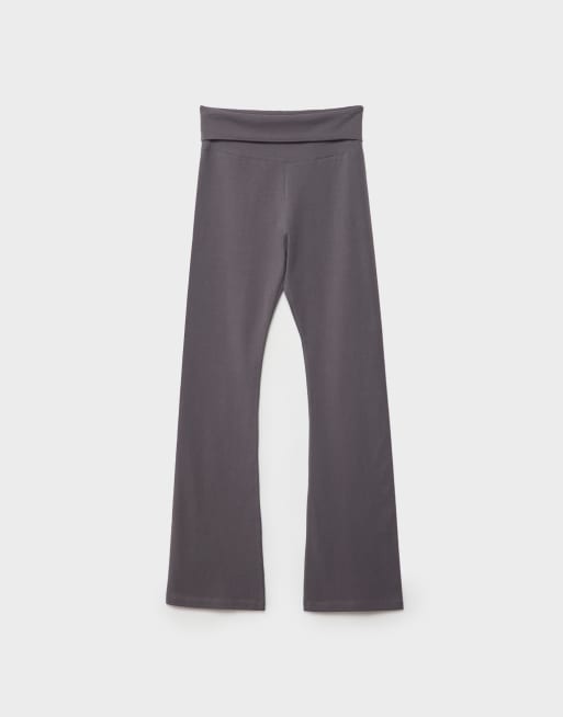 Stradivarius Flared leggings in grey, 4 of 4
