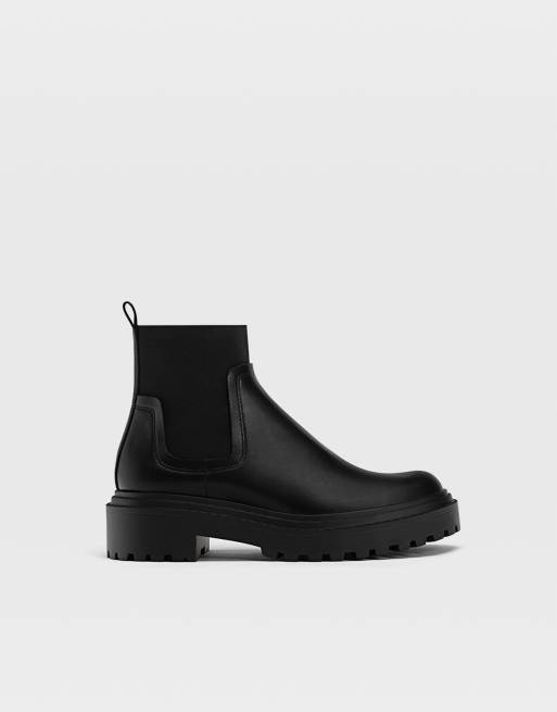 flat rubber sole boots