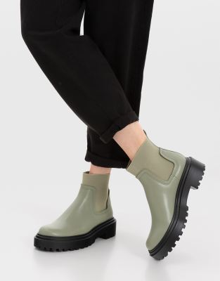 Stradivarius flat chelsea boots with contrast rubber sole in green