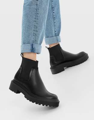 Stradivarius flat chelsea boots with rubber sole in black