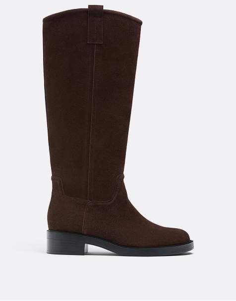Stradivarius Flat leather equestrian boot in brown - view 1