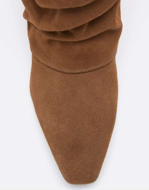 Stradivarius Flat leather slouchy joots in beige, 4 of 6