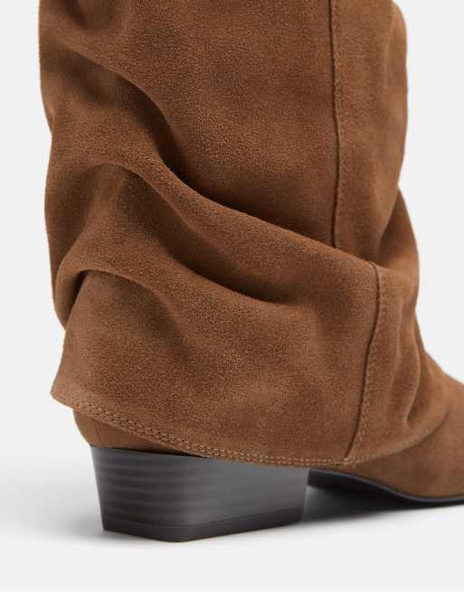 Stradivarius Flat leather slouchy joots in beige, 5 of 6