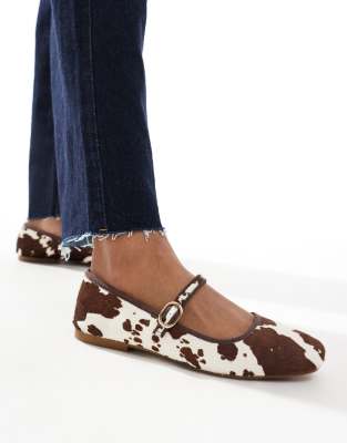 flat mary jane in cow print-Multi