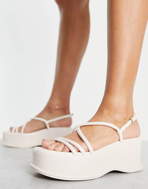 Cream flatforms 2025