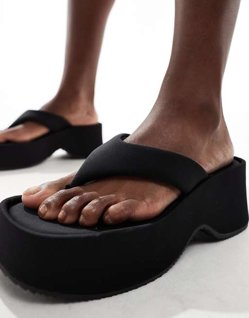 Stradivarius flatform thong sandals in black | ASOS Stradivarius flatform thong sandals in black | ASOS