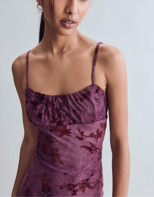 Stradivarius Flocked strap midi dress in purple, 2 of 7