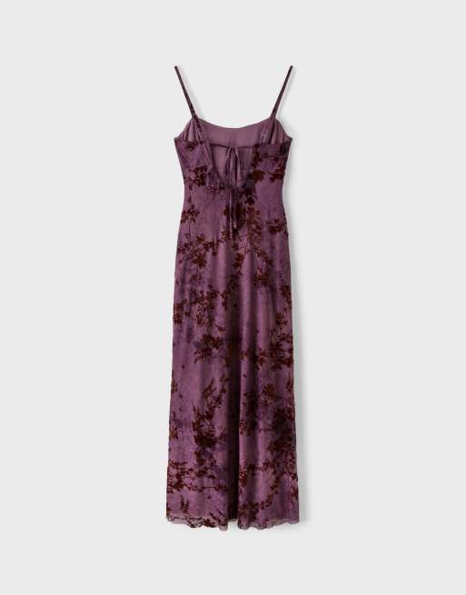 Stradivarius Flocked strap midi dress in purple, 7 of 7