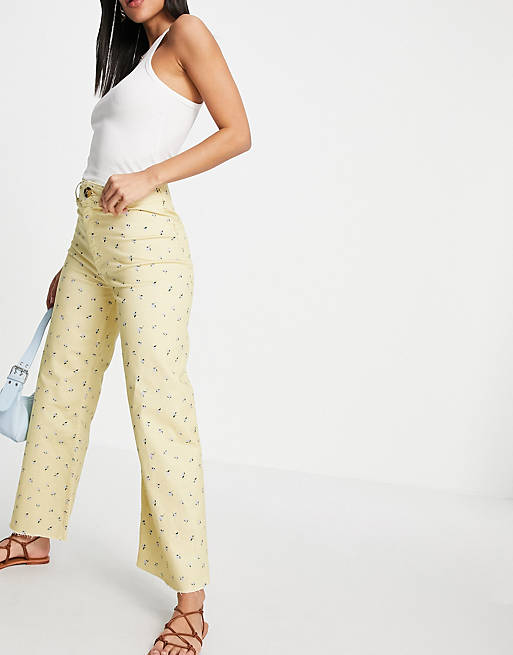 Stradivarius floral cropped wide leg jean in yellow