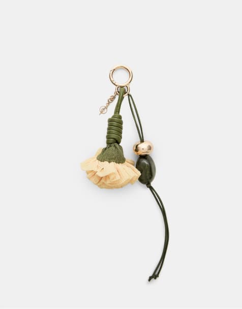 Stradivarius Flower charm keyring in gold - view 1