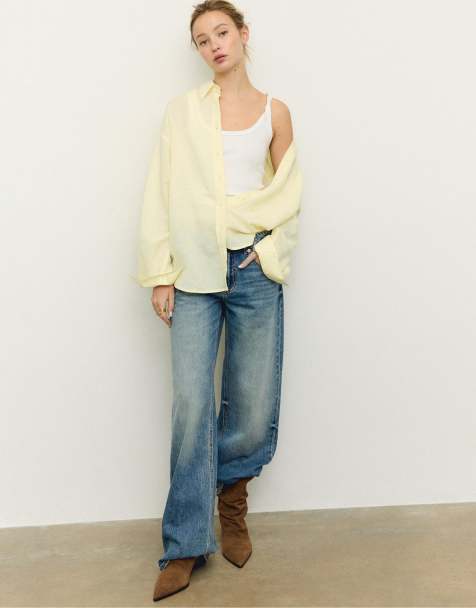 Stradivarius Flowing linen-effect shirt in gold - view 1