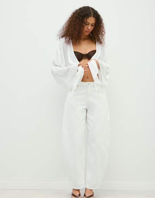 Stradivarius Flowing open blouse in white, 2 of 4