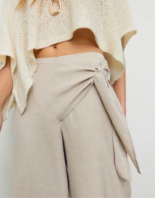 Stradivarius Flowing sarong trousers in stone, 3 of 4