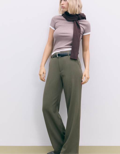 Stradivarius Flowing straight-leg smart trousers with belt in green, 3 of 4