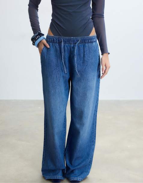 Stradivarius Flowy denim trousers with drawstring in medium blue denim - view 1