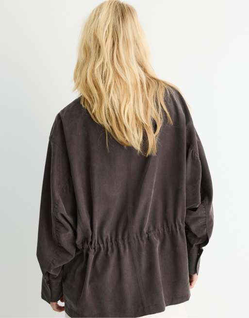 Stradivarius – Fluid – Utility-Parka in Braun, 4 von 4