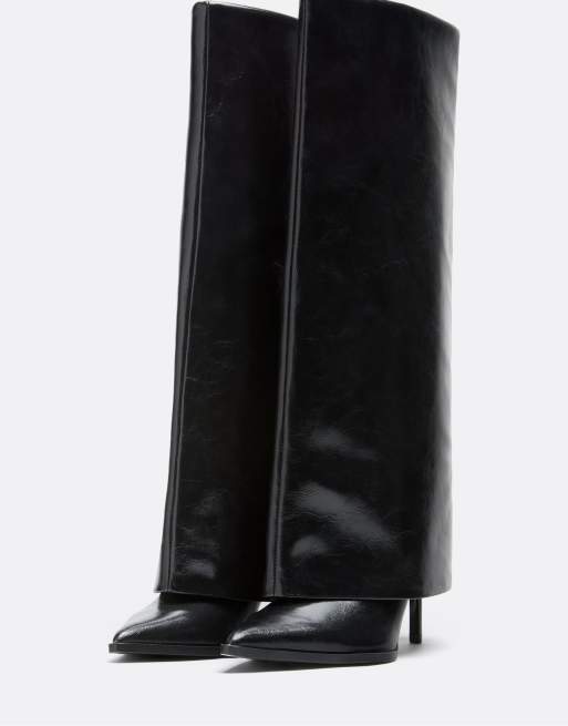 Stradivarius Fold over knee boots in black in black, 2 of 4
