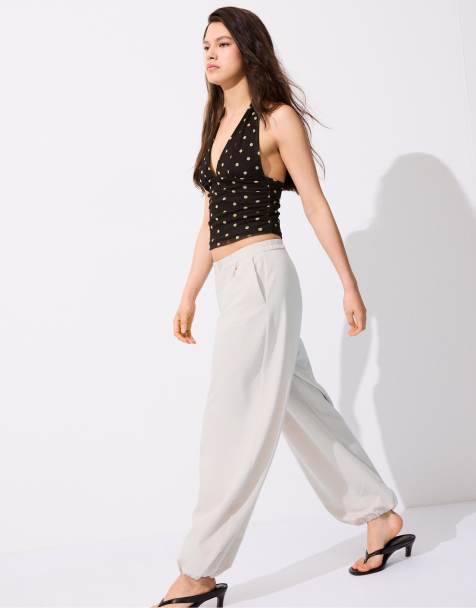Stradivarius Formal sarouel trousers in ecru - view 1