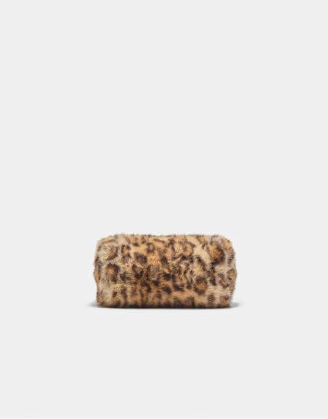 Stradivarius Fur toiletry bag in brown - view 1