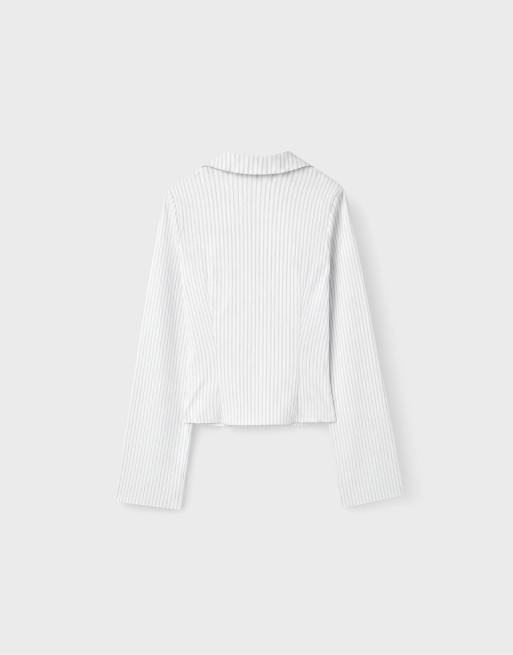 Stradivarius Gathered v-neck shirt in ecru, 6 of 6