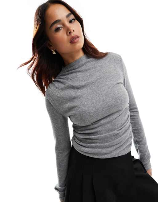 Stradivarius - Gebreide top met gedrapeerd detail in grijs 