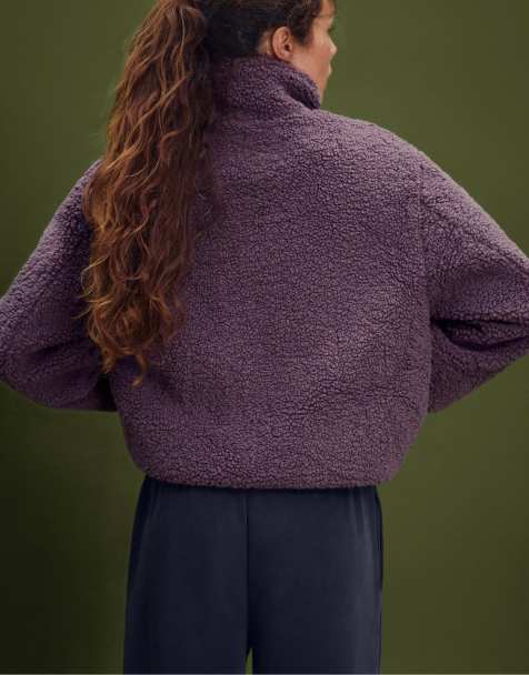 Stradivarius – Gefütterte Jacke aus lila Lammfellimitat mit Reißverschluss - view 1