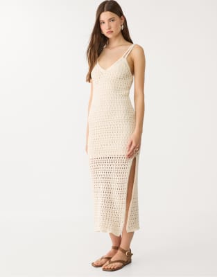 Stradivarius - Gehäkeltes, langes Kleid in Vanille-Weiß