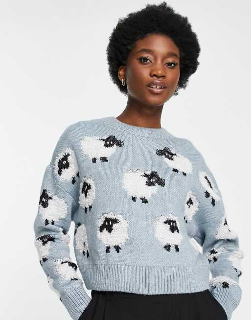 Stradivarius – Gemusterter Pullover in Blau mit Schafmotiv