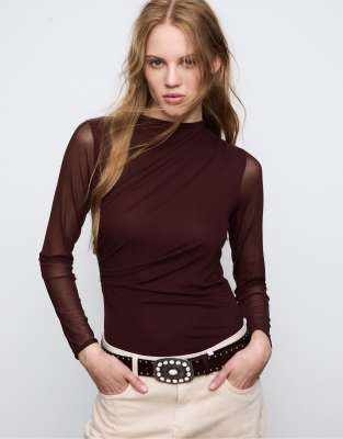 Stradivarius - Geraffter Tüll-Body in Braun-Brown