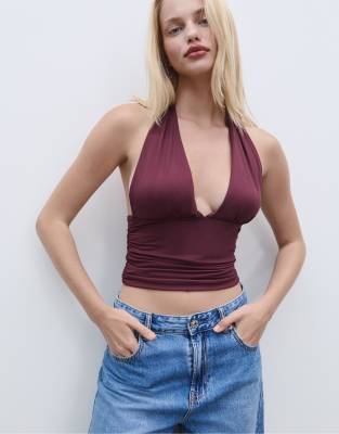 Stradivarius - Gerafftes Neckholder-Oberteil in Violett-Lila