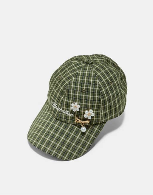 Stradivarius geruite pet met broches in kaki, 4 van 4
