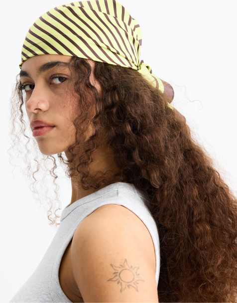 Stradivarius - Geruite sjaal in limoen - view 1