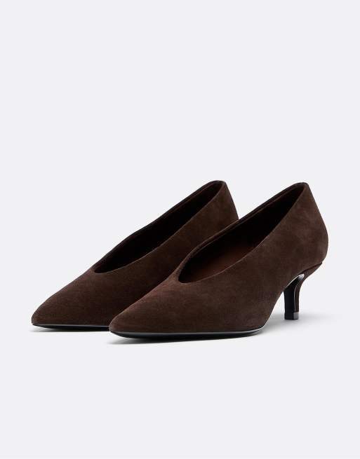 Stradivarius - Gesloten leren schoenen met hak in bruin, 4 van 4