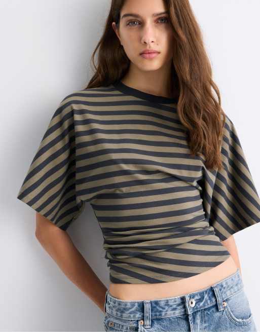 Stradivarius gestreiftes T-Shirt mit japanischem Ärmel in Khaki, 5 von 7