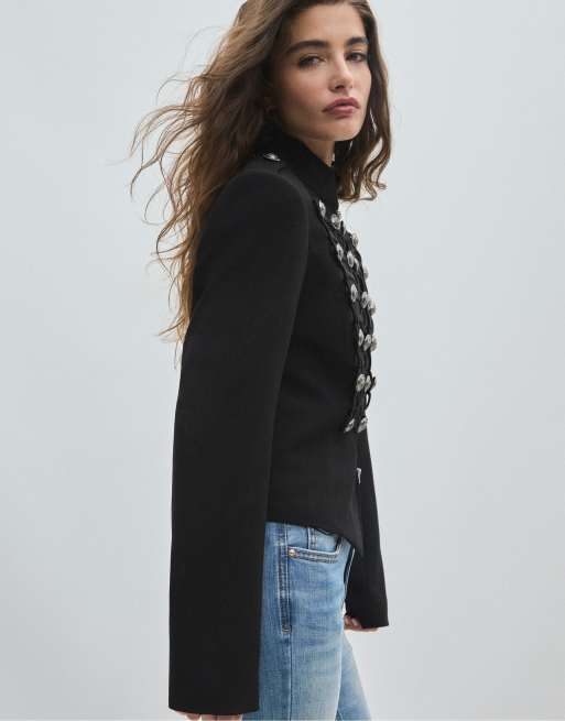 Stradivarius getailleerde blazer met metalen knopen in zwart, 2 van 7