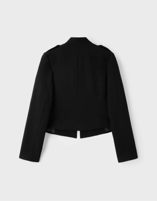 Stradivarius getailleerde blazer met metalen knopen in zwart, 7 van 7